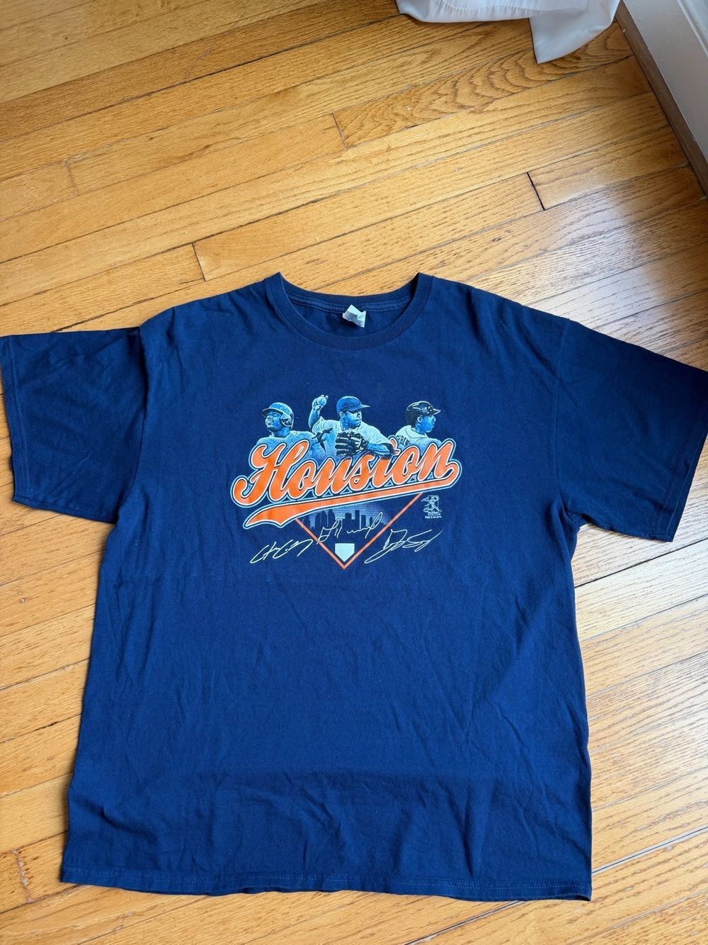 Houston Astros MLB Team T- Shirt - Size XL